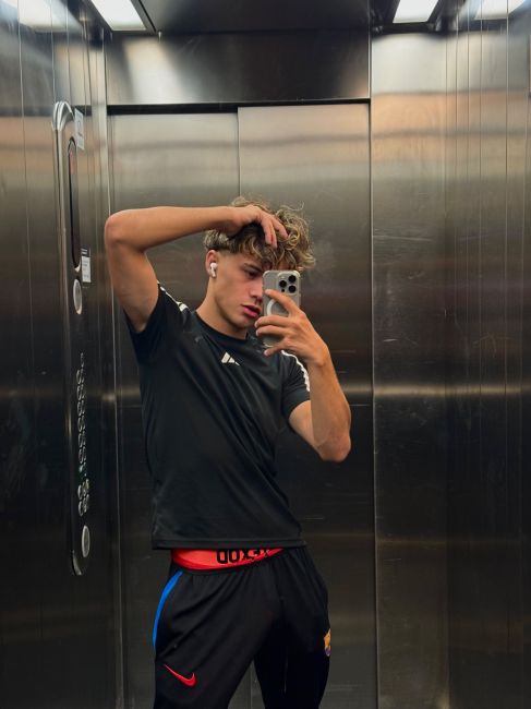 Taxtlar oyini porno film Yiglayotgan jinsiy aloqa video